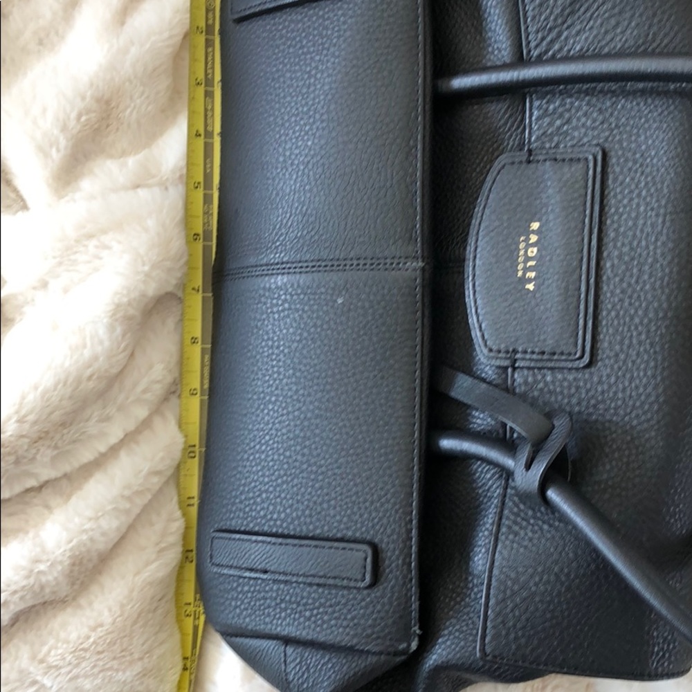 Handbag - Picture 10 of 12